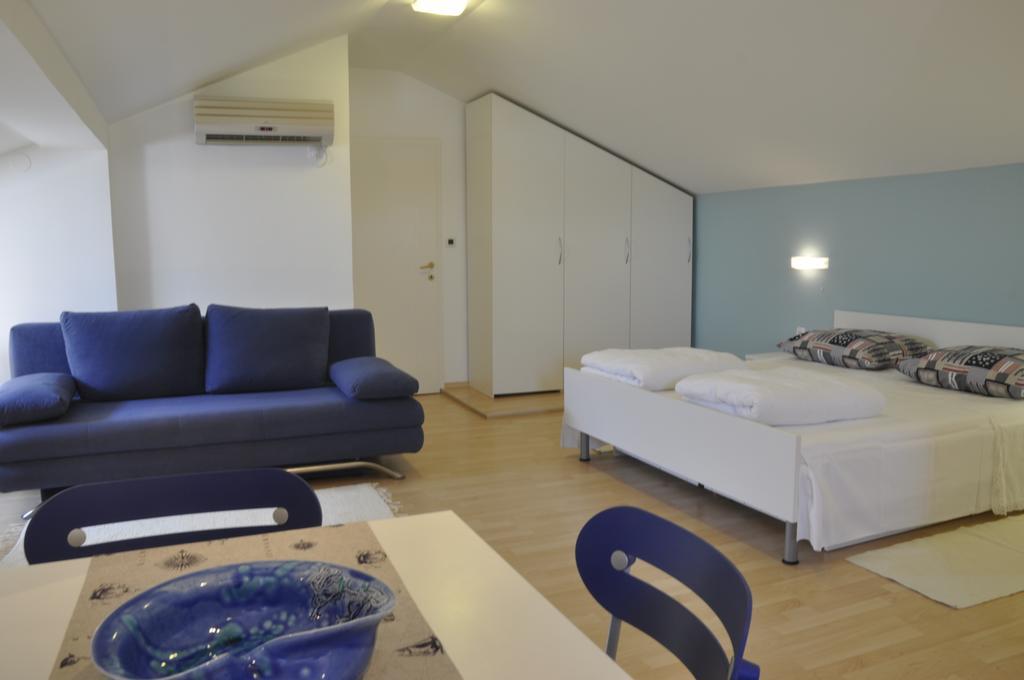 Vila Ljuba Apartamento Banjol Quarto foto